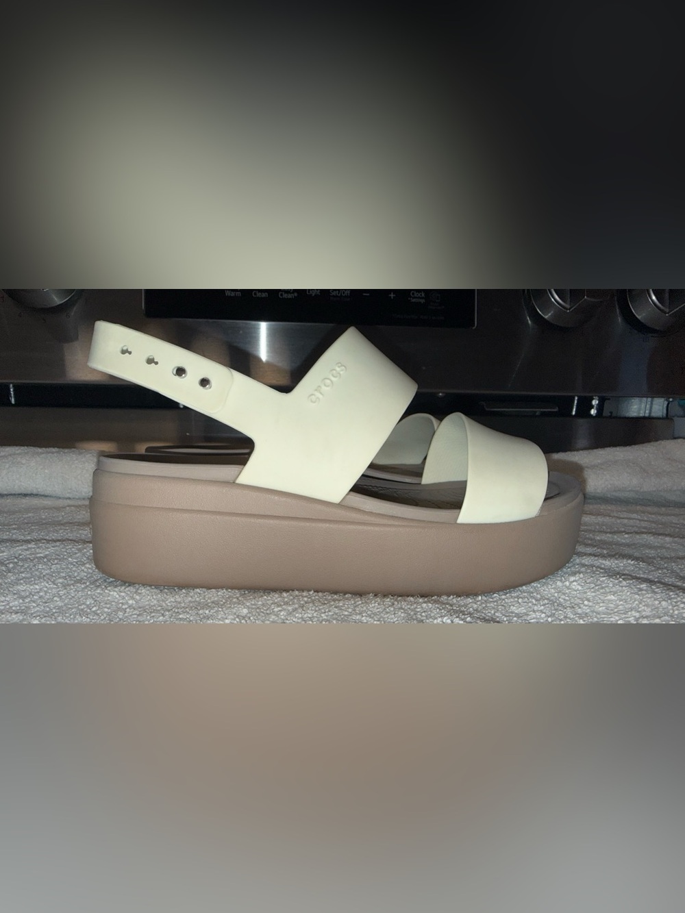 CROCS Women's Platform Sandal in Cream and Tan Size 7 Women